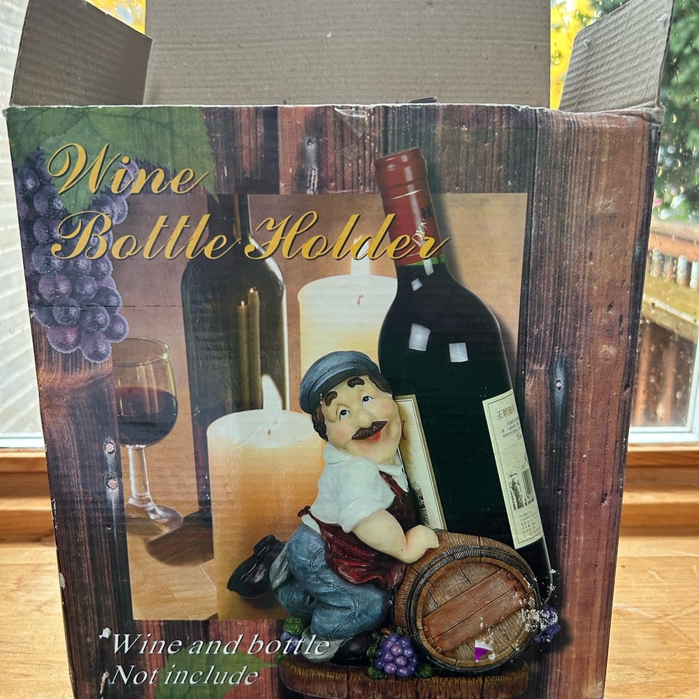 Brand new Wine Bottle Holder and hangers